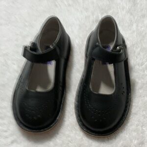 L'Amour Black Leather Shoes